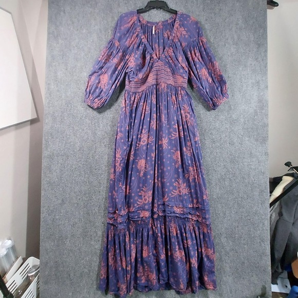 Free People Dresses & Skirts - Free People Dress Womens Large Blue Floral Maxi Long Sleeve Boho Peasant Pockets